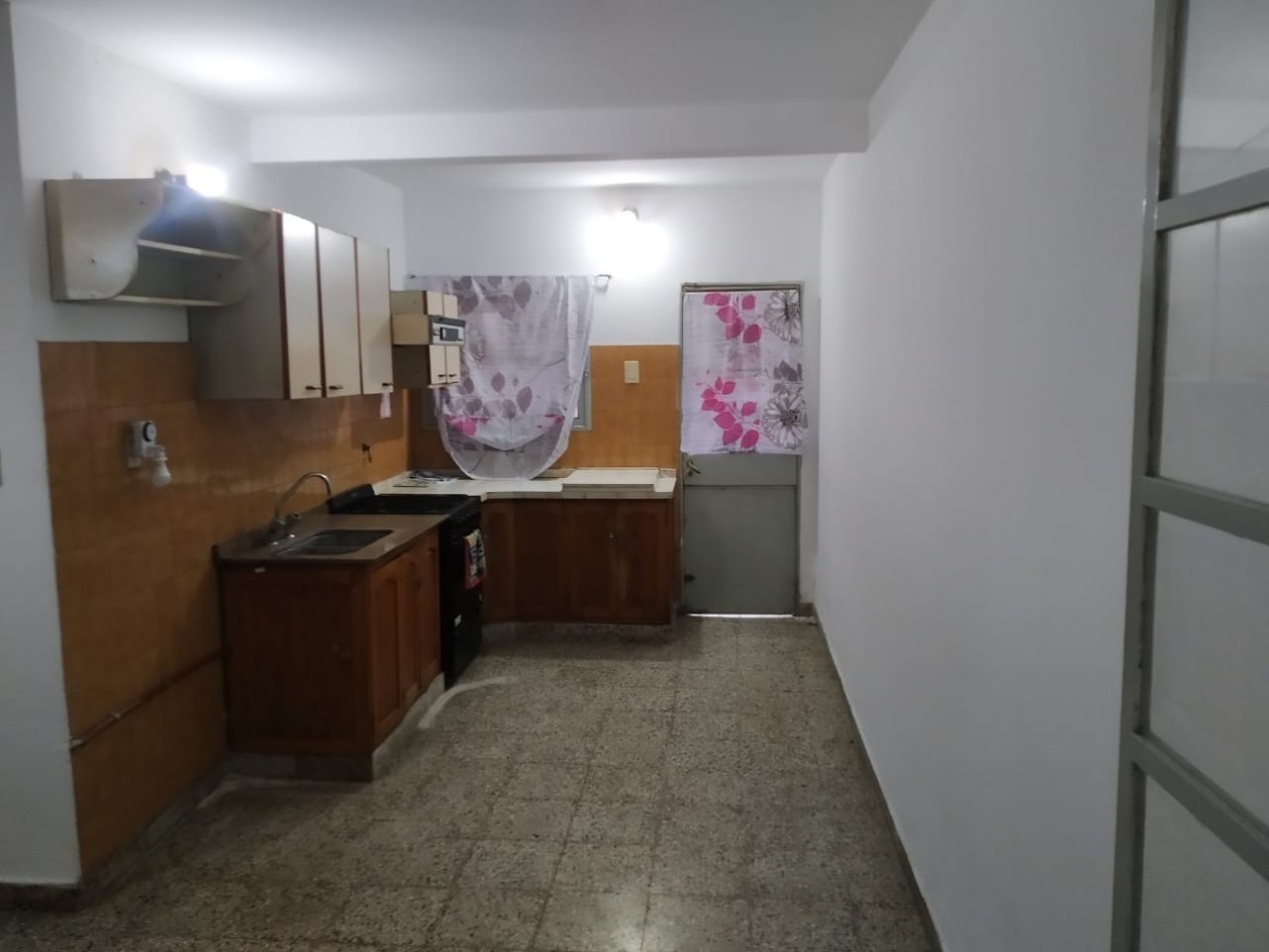 SE VENDE, Acogedora Casa en Barrio ATE: A Solo Dos Cuadras de Ruta 20