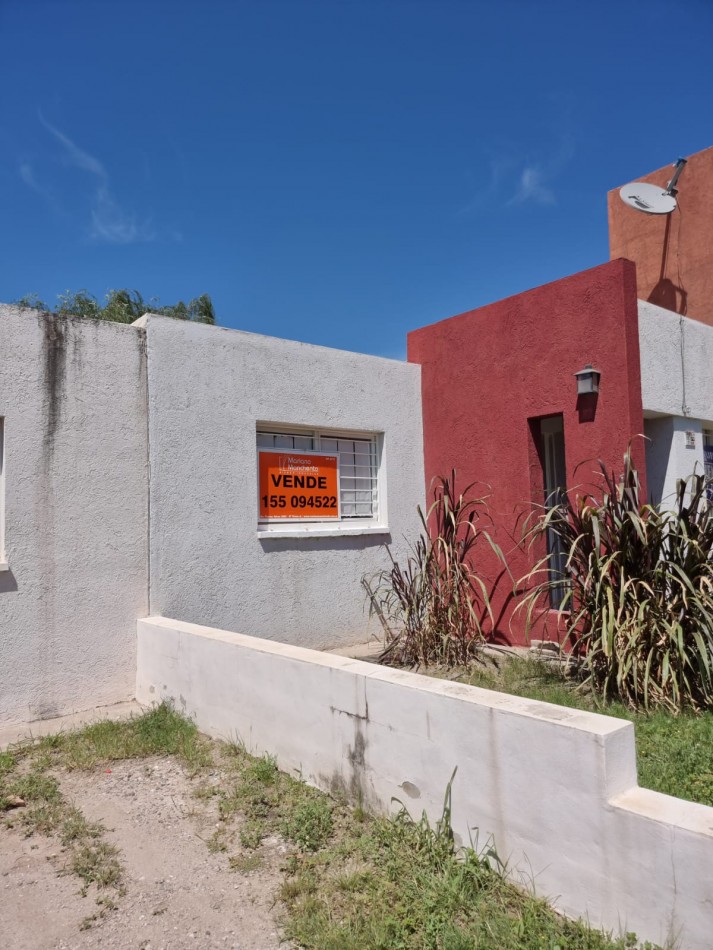 BARRIO CARRARA DE HORIZONTE SUR SE VENDE EXCELENTE PROPIEDAD