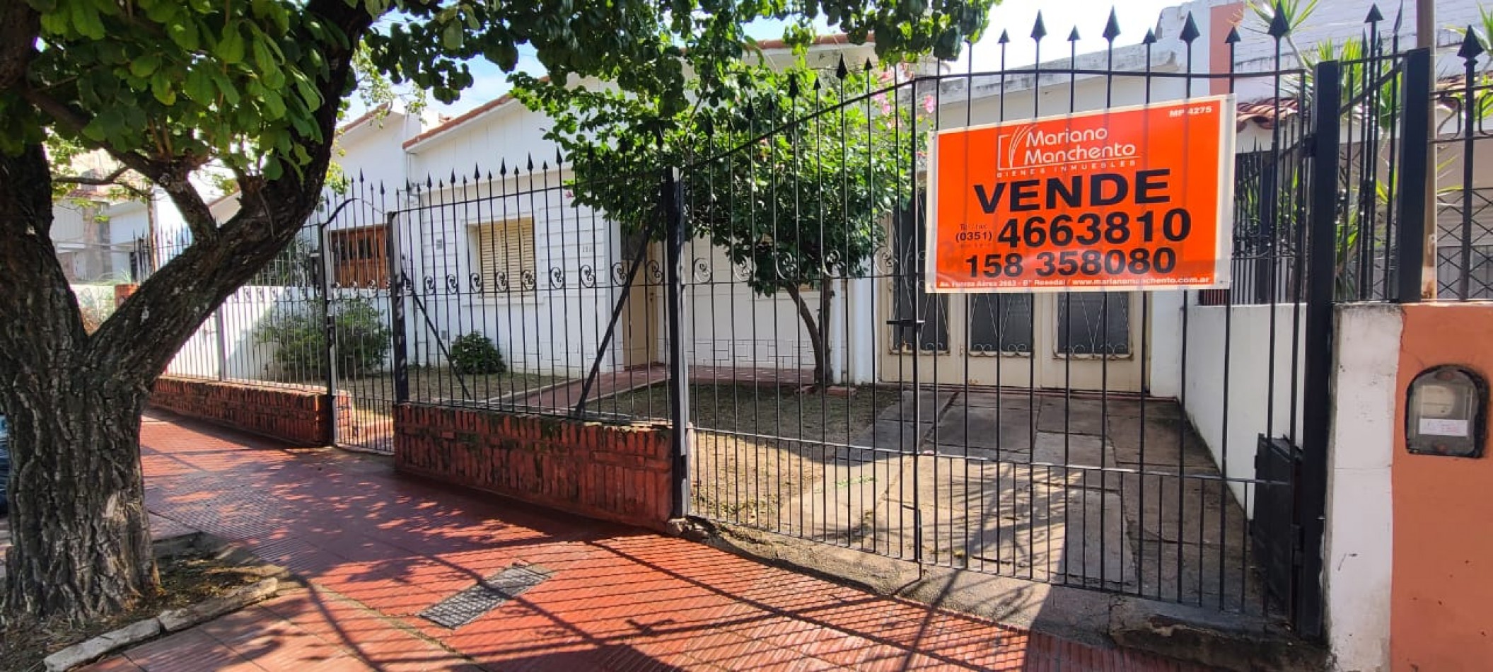 B° CRISOL NORTE, HERMOSA ZONA Y BUEN ENTORNO DE VIVIENDAS.- 