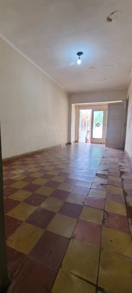 B° CRISOL NORTE, HERMOSA ZONA Y BUEN ENTORNO DE VIVIENDAS.- 