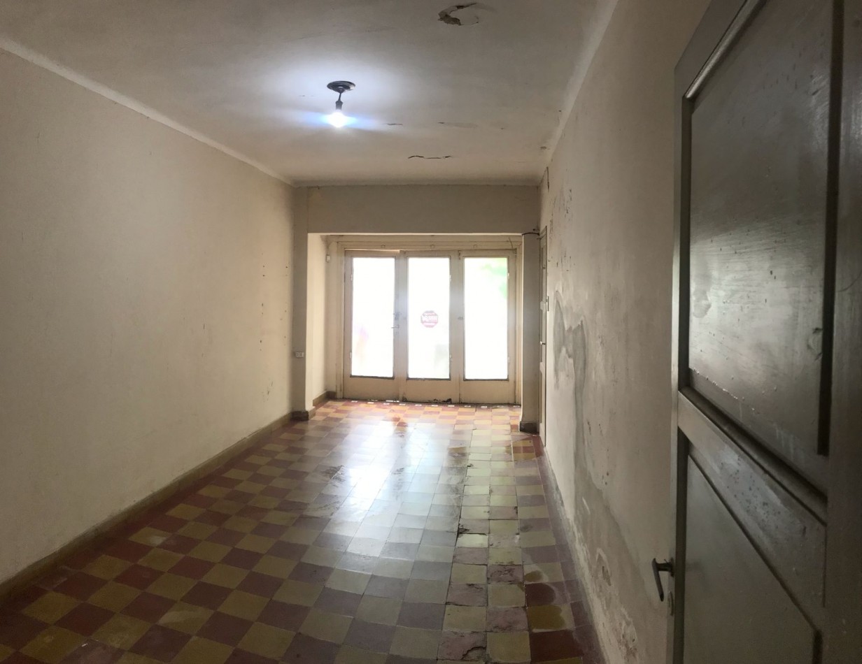 B° CRISOL NORTE, HERMOSA ZONA Y BUEN ENTORNO DE VIVIENDAS.- 