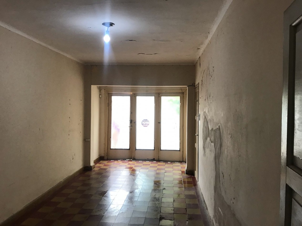 B° CRISOL NORTE, HERMOSA ZONA Y BUEN ENTORNO DE VIVIENDAS.- 