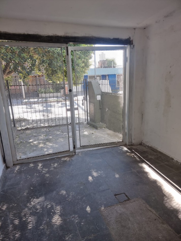 BARRIO LOS GRANADOS, SE ALQUILA EXCELENTE PROPIEDAD