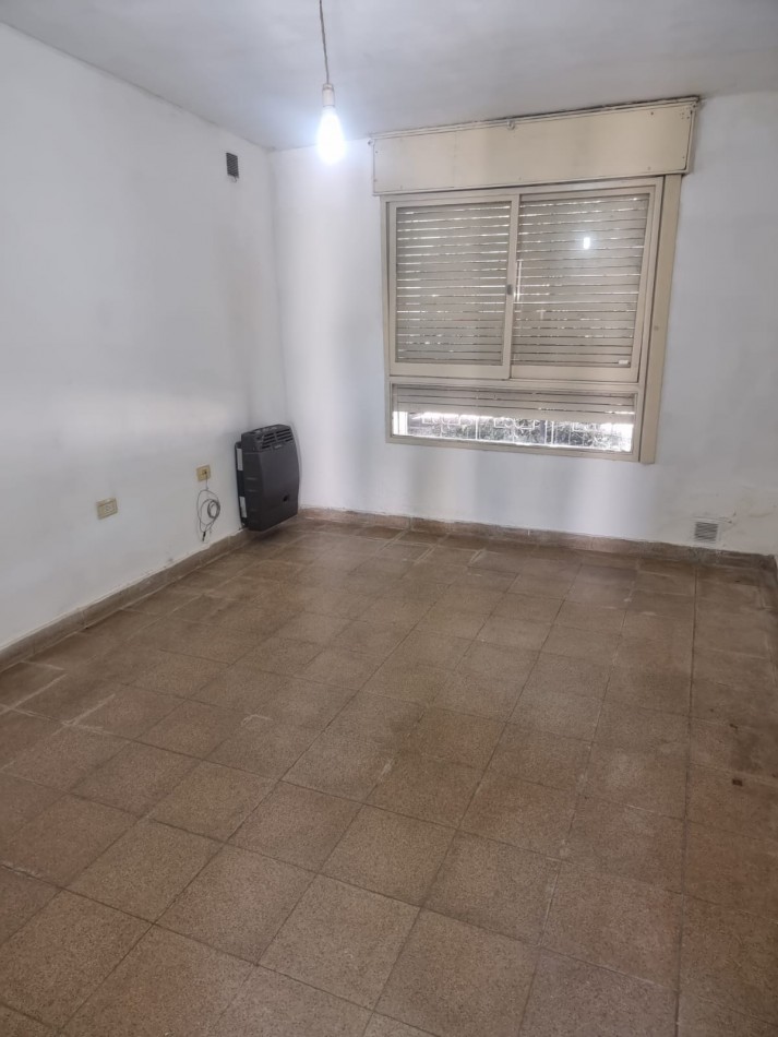 BARRIO LOS GRANADOS, SE ALQUILA EXCELENTE PROPIEDAD