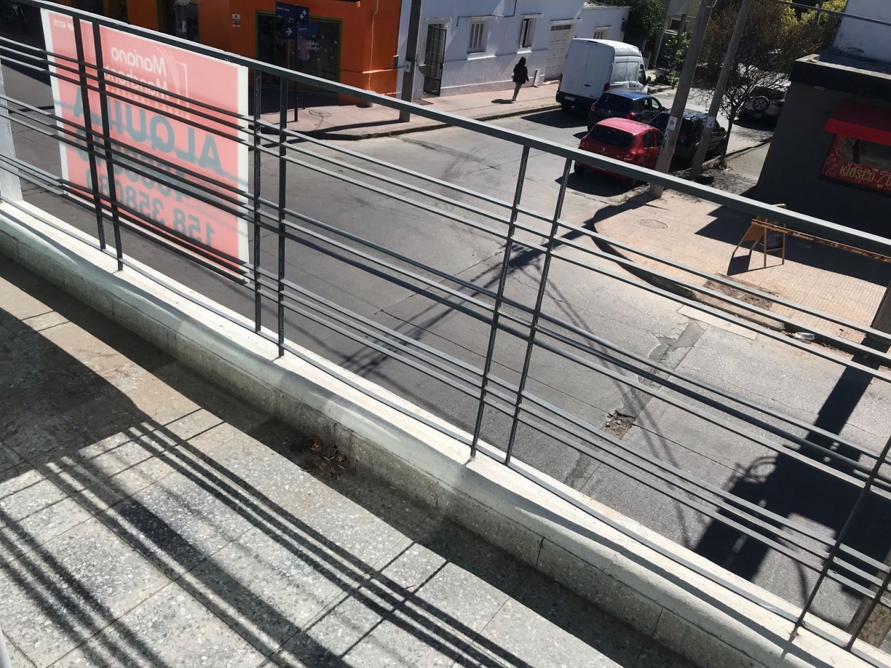 ALTO ALBERDI MEJOR ZONA, PLANTA ALTA.- 