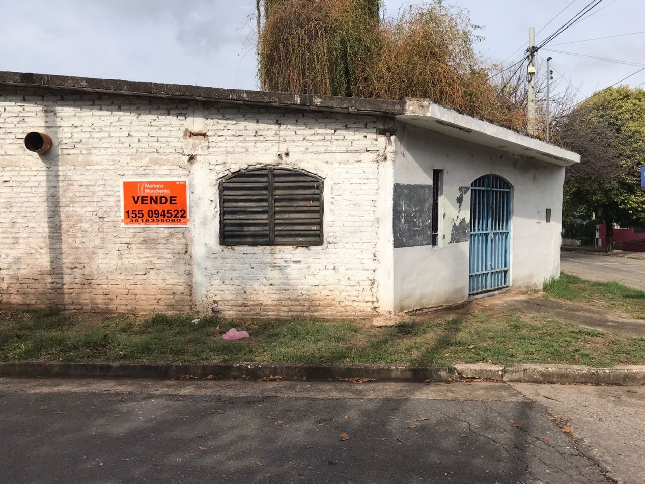 Casa en Venta con Local Comercial, barrio rosedal anexo - Excelente Ubicacion, ESQUINA.- 