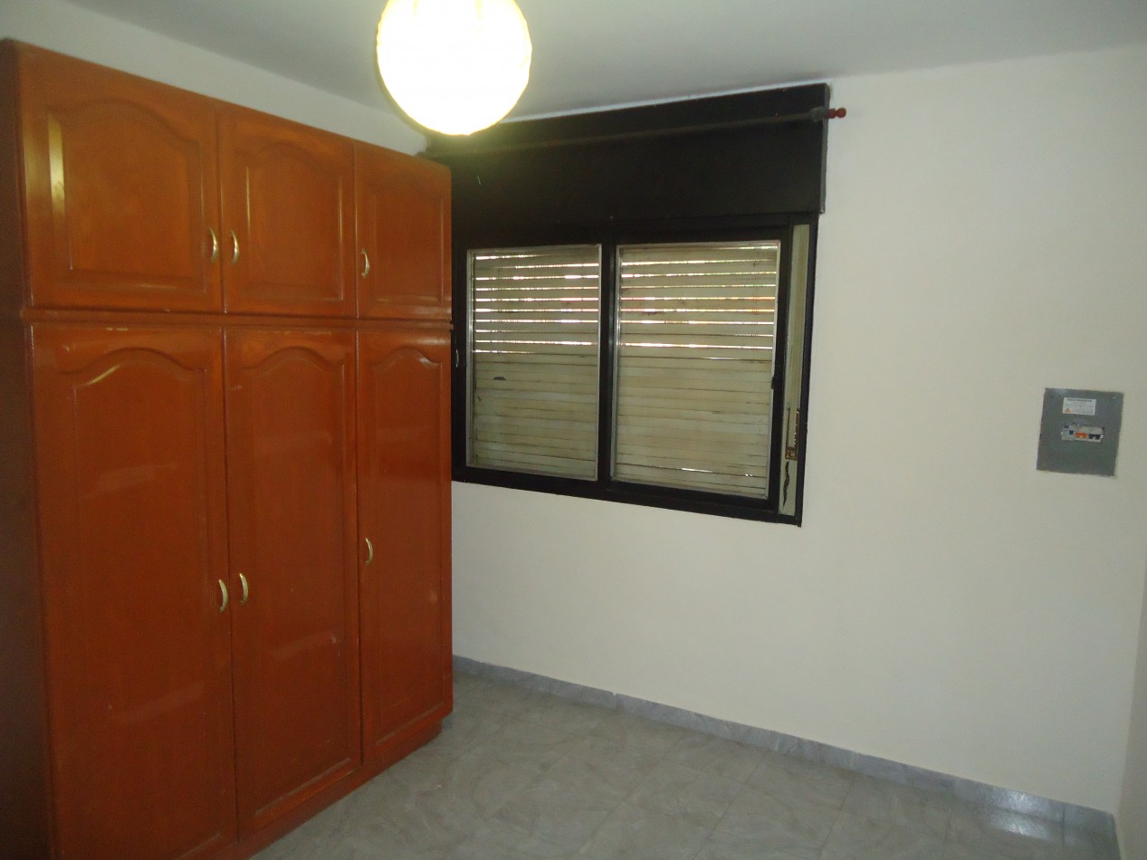 B° AMEGHINO SUR, IMPECABLE VIVIENDA ESQUINA.- ( PROXIMAMENTE) MEDIADOS DE JULIO.- 