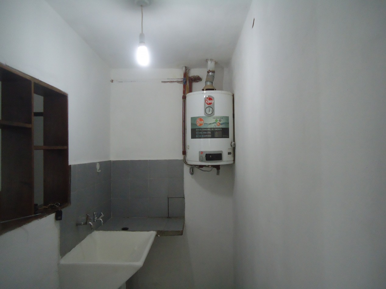 B° AMEGHINO SUR, IMPECABLE VIVIENDA ESQUINA.- ( PROXIMAMENTE) MEDIADOS DE JULIO.- 