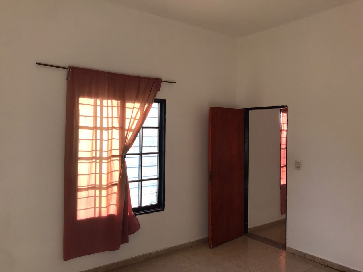 Bo Los platanos, sobre Av. Los platanos esq. Francisco villa.-