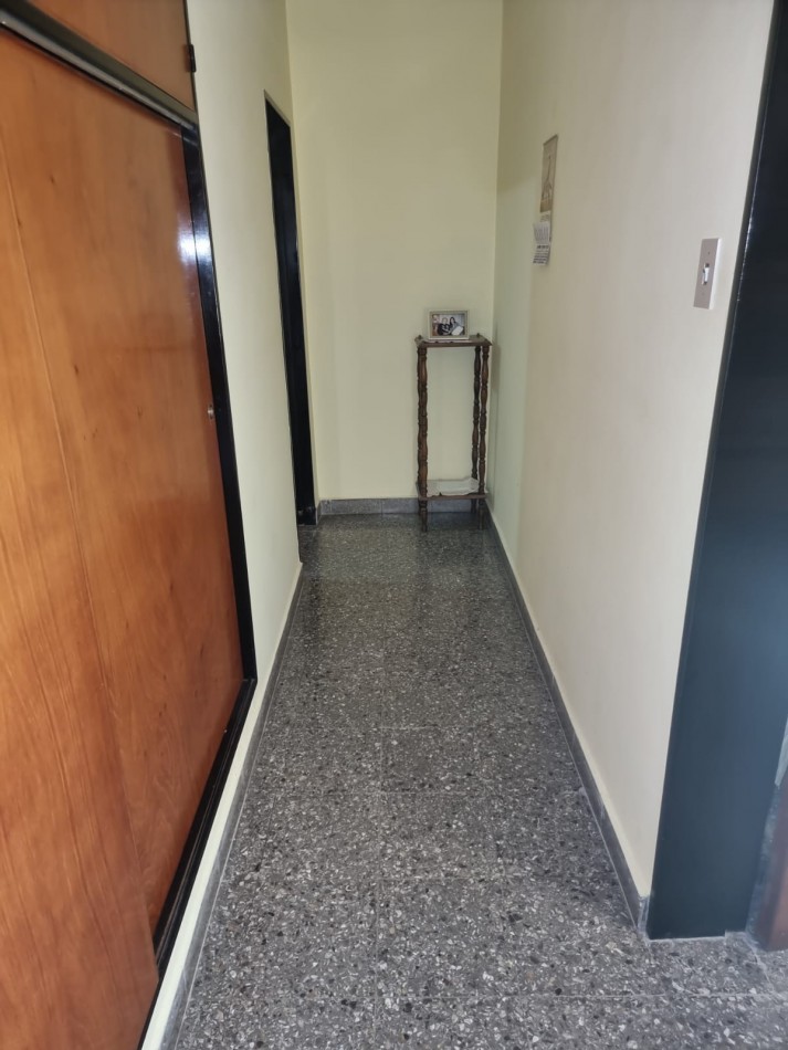BARRIO AVENIDA, A METROS DE RUTA 20, HERMOSA CADA EN VENTA PARA VIVIR EN FAMILIA