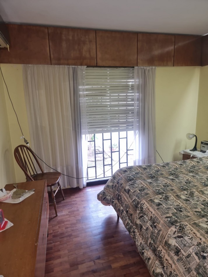 BARRIO AVENIDA, A METROS DE RUTA 20, HERMOSA CADA EN VENTA PARA VIVIR EN FAMILIA