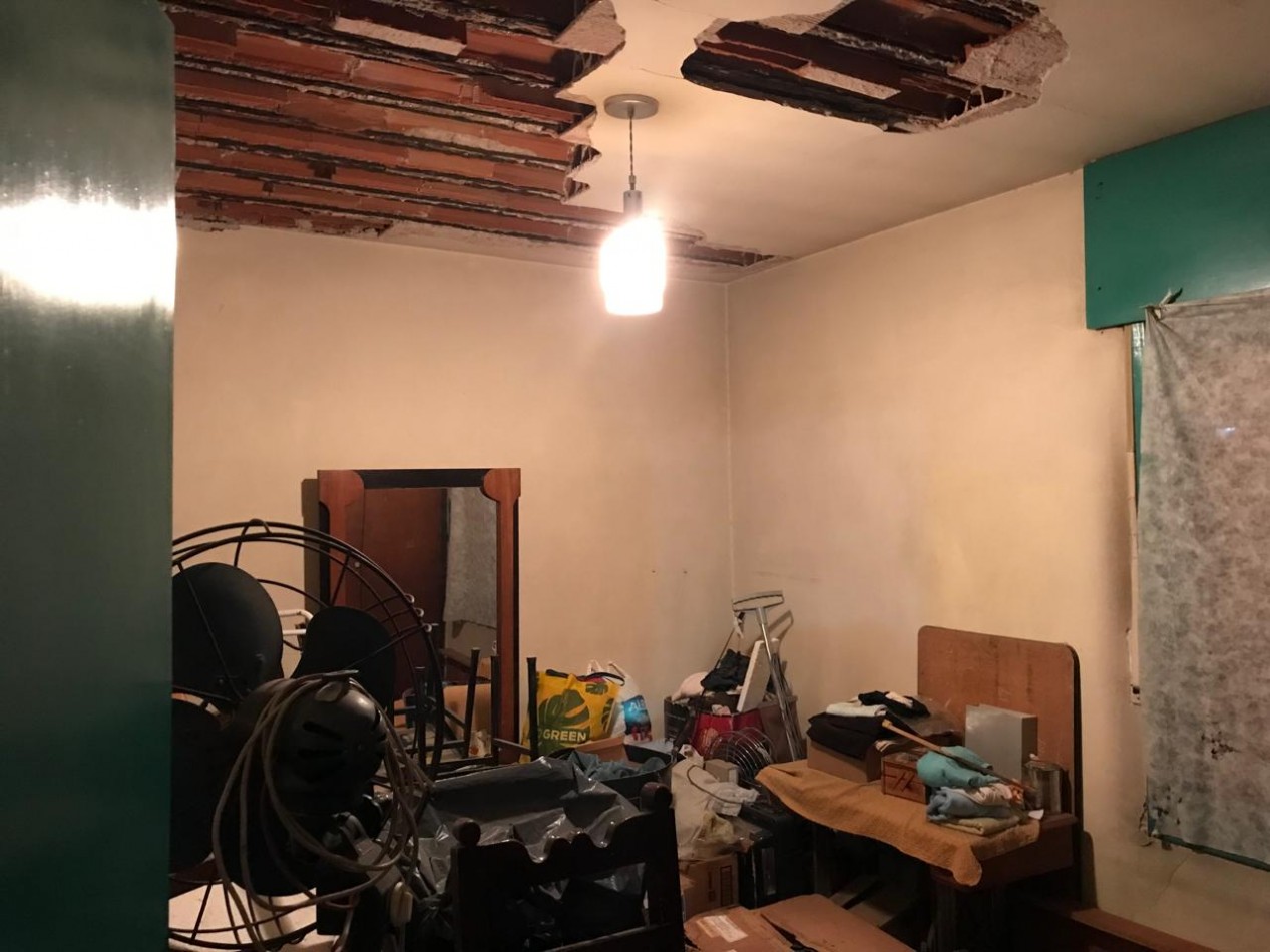 Barrio San Rafael | Oportunidad, Casa Esquina a Reciclar en Venta