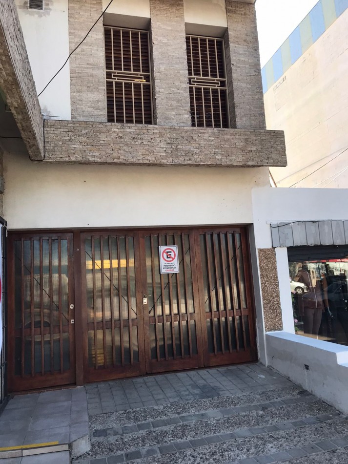 LOS NARANJOS CASA PLANTA ALTA PARA USO COMERCIAL