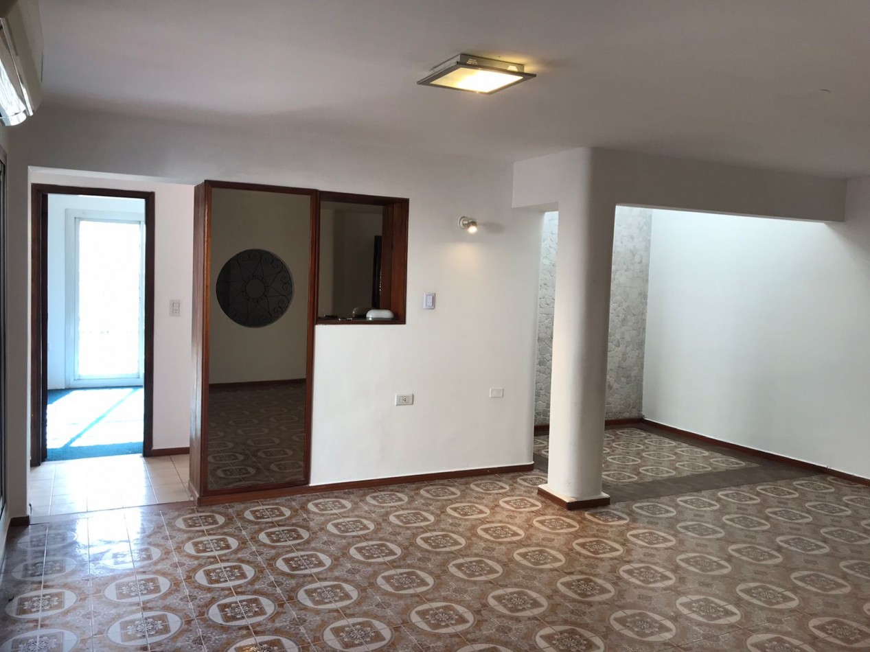 LOS NARANJOS CASA PLANTA ALTA PARA USO COMERCIAL