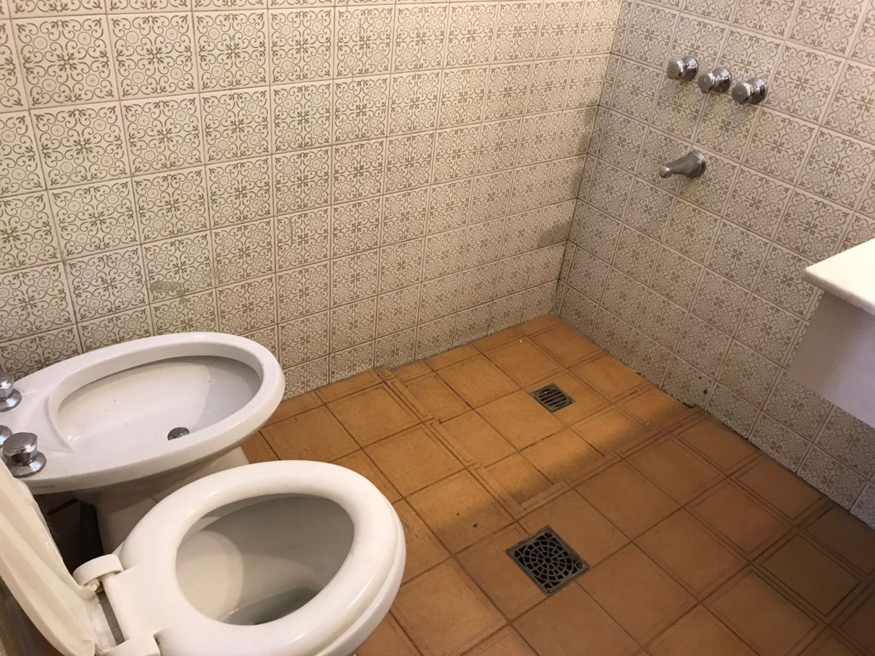 LOS NARANJOS CASA PLANTA ALTA PARA USO COMERCIAL