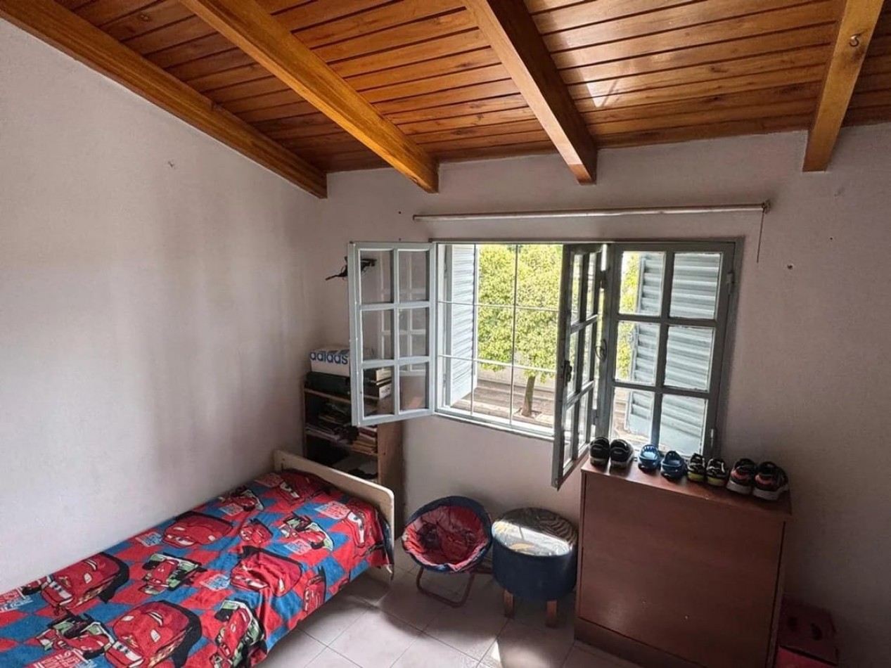 B° Mariano Balcarce, impecable DUPLEX ESQUINA, proximo a ruta 20.-