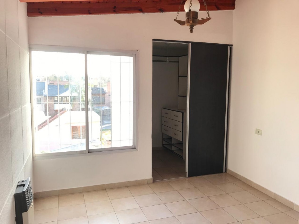 B° PARQUE CAPITAL, DEPARTAMENTO PLANTA ALTA ESTILO LOFT.- 