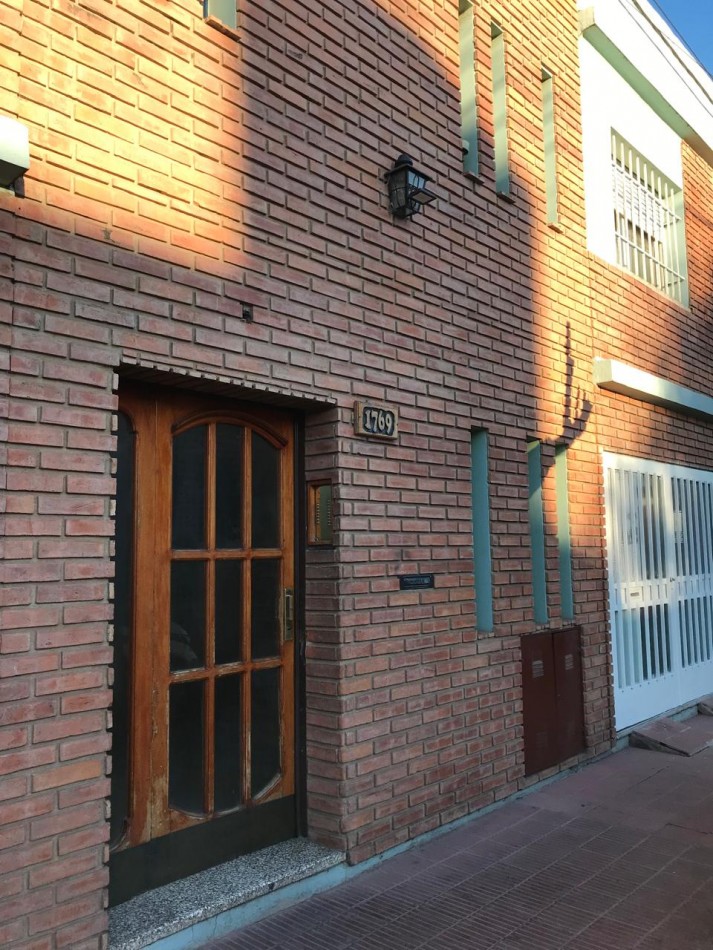 BALCARCE, MEJOR ZONA IMPECABLE DEPARTAMENTO.- COMPLEJO CERRADO A METROS DE RUTA 20.-