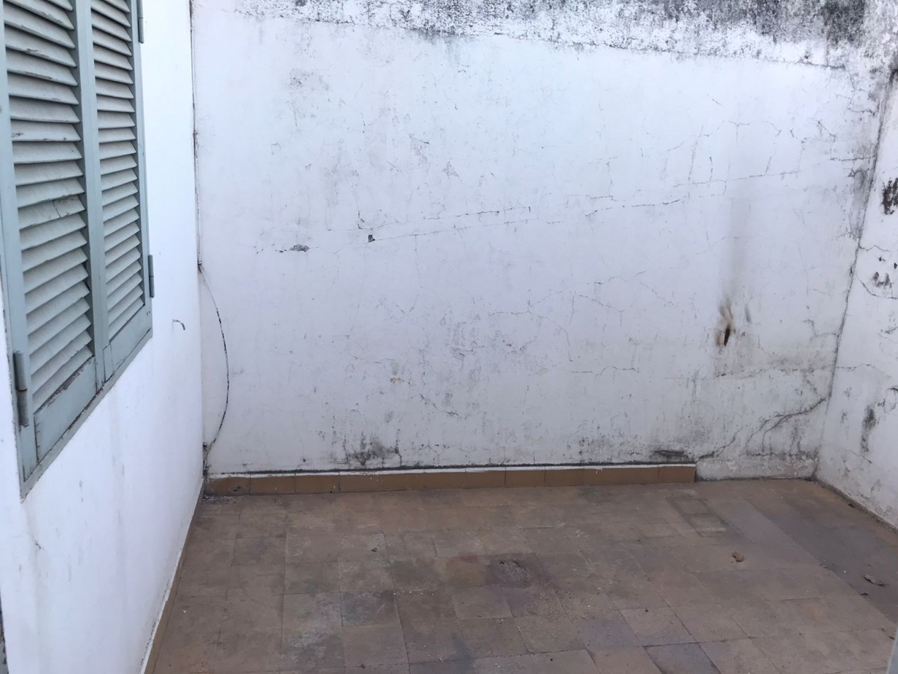 Mariano Balcarce a solo dos cuadra de R-20.-