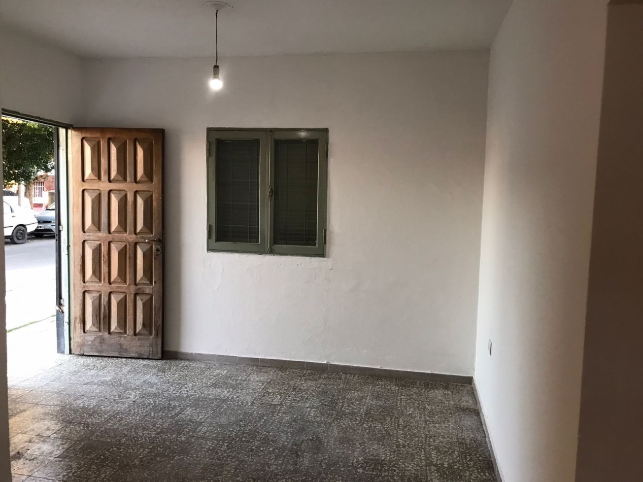 Mariano Balcarce a solo dos cuadra de R-20.-