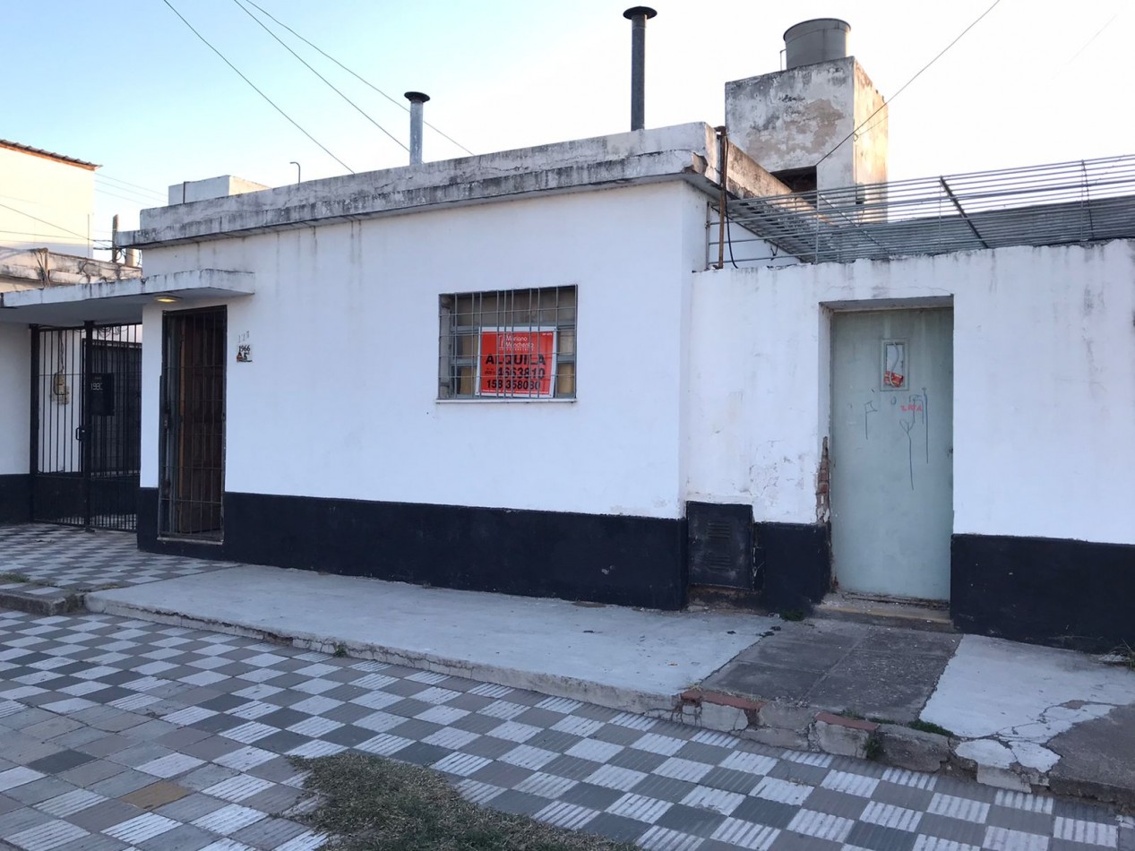 Mariano Balcarce a solo dos cuadra de R-20.-