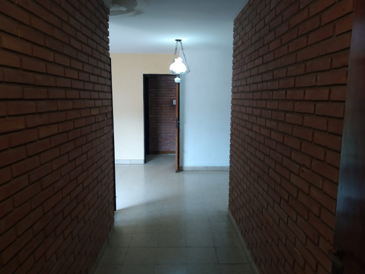 CASA TIPO DUPLEX  Bo PARQUE VELEZ SARFIELD, LINDA ZONA