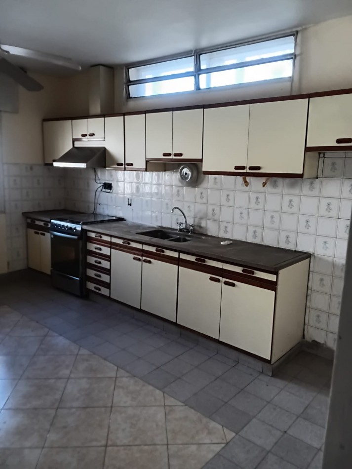 Excelente Propiedad en Esquina sobre Fuerza Aerea - Ideal Destino Comercial
