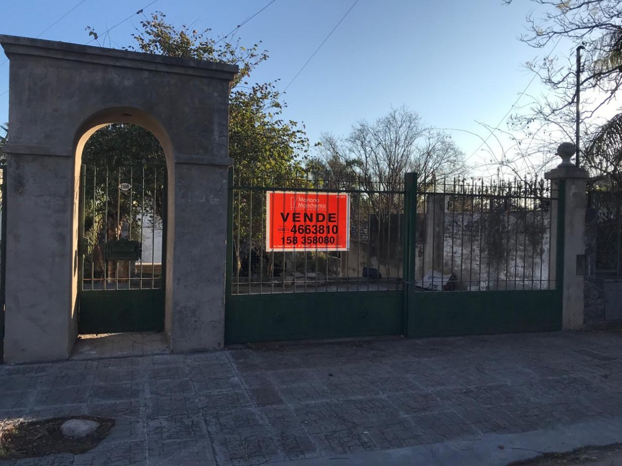 PARQUE CAPITAL, IMPORTANTE PROPIEDAD CON GRAN TERRENO, OPORTUNIDAD.-