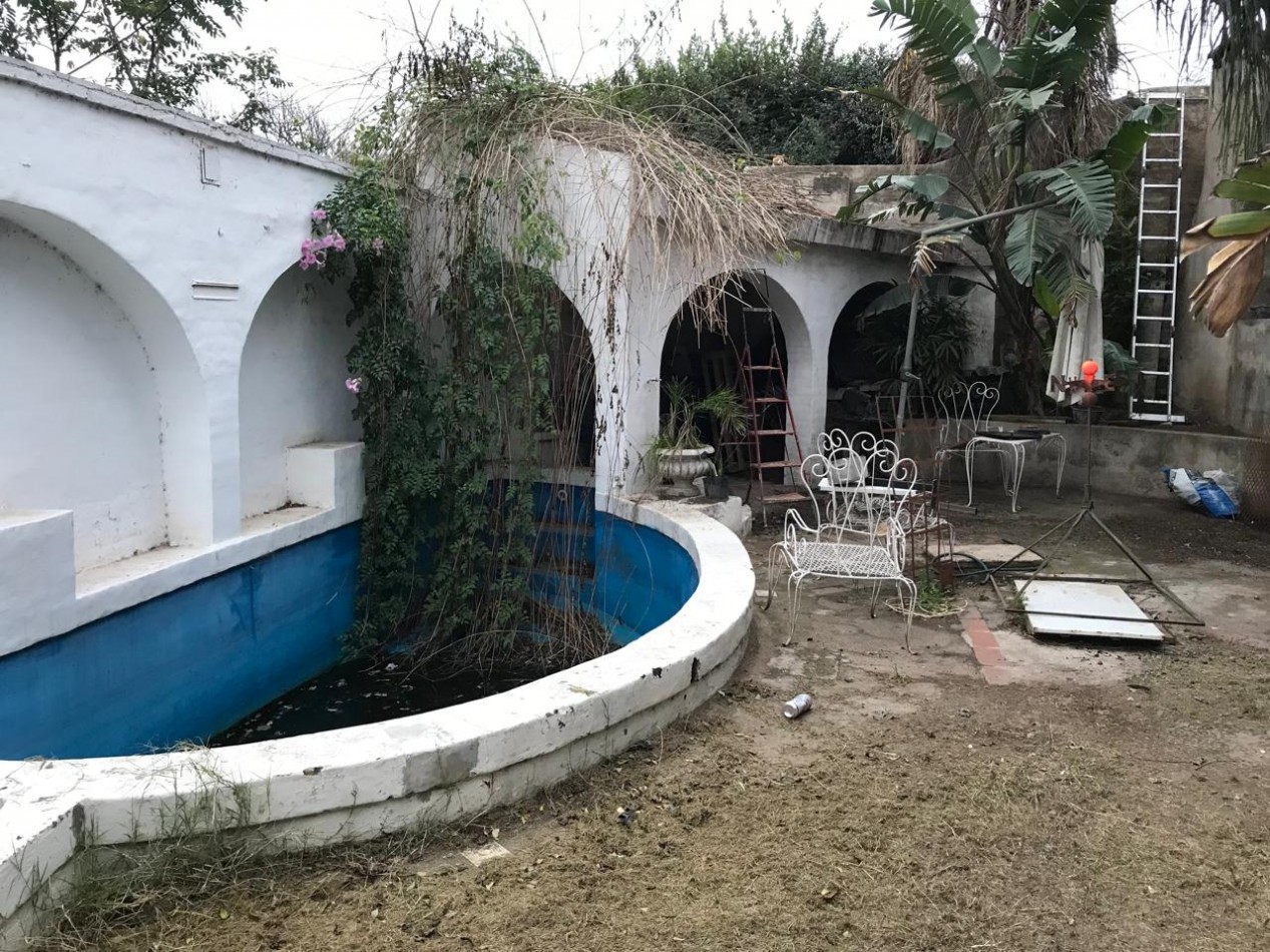 PARQUE CAPITAL, IMPORTANTE PROPIEDAD CON GRAN TERRENO, OPORTUNIDAD.-