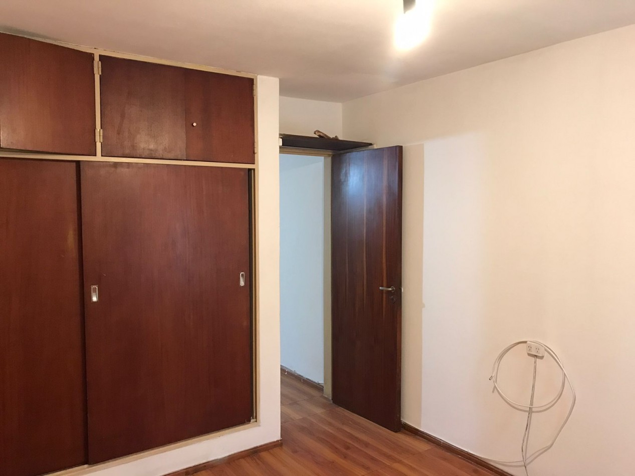 B° Maurizzi, Departamento planta alta, complejo semi cerrado.- DEPARTAMENTO