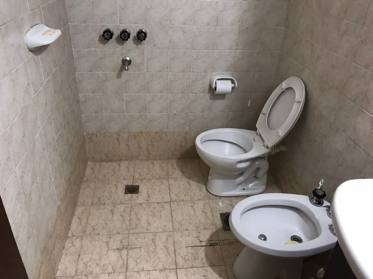 B° Maurizzi, Departamento planta alta, complejo semi cerrado.- DEPARTAMENTO
