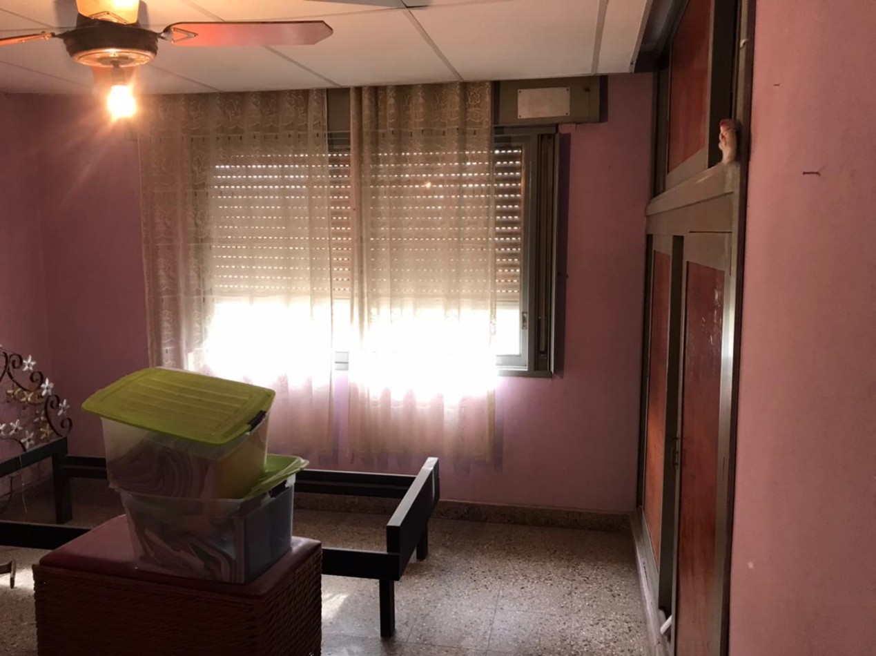 BARRIO ROSEDAL, SE VENDE CASA DE DOS PISOS A METROS DE RUTA 20