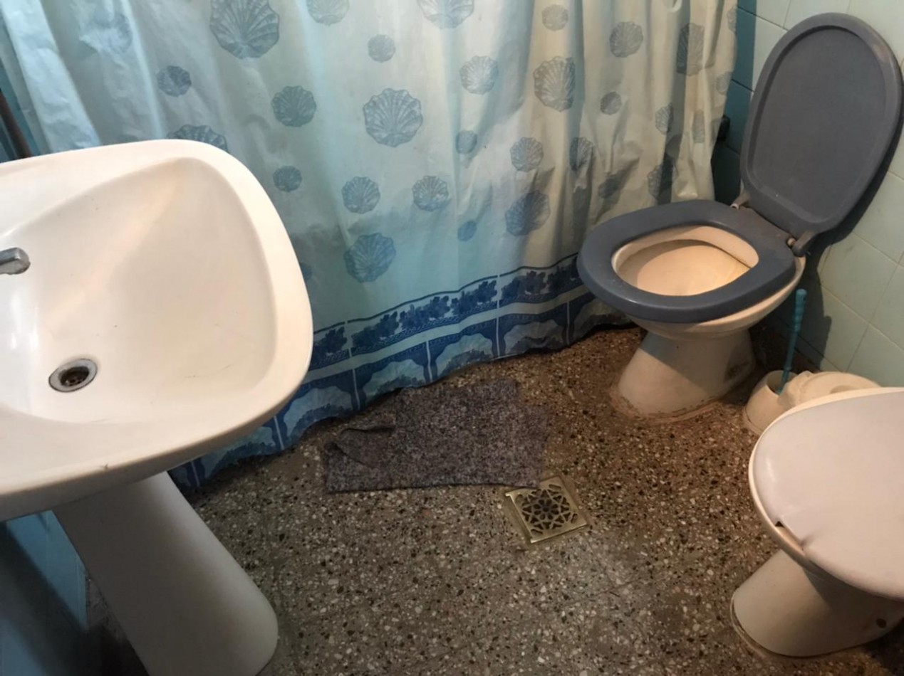 BARRIO ROSEDAL, SE VENDE CASA DE DOS PISOS A METROS DE RUTA 20