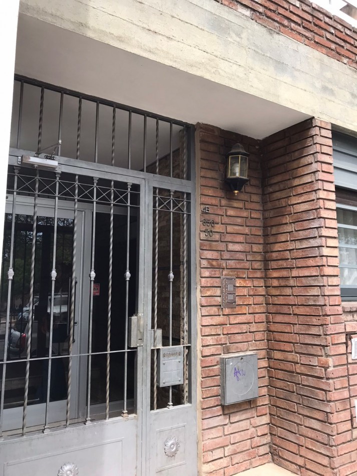 CENTRO LINDA ZONA A METROS DE LA TERMINAL.-