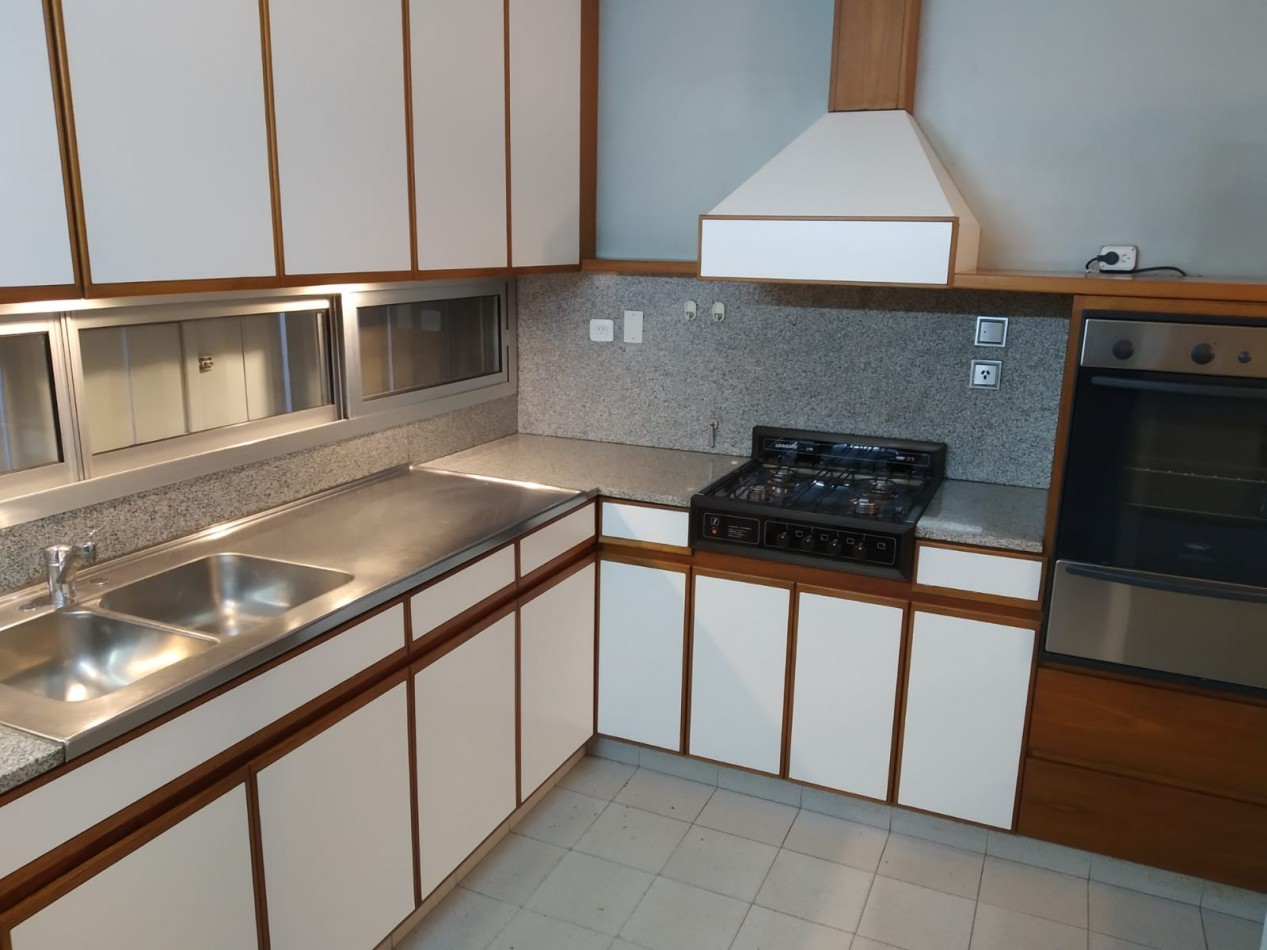 BARRIO MATIENZO, HERMOSA CASA DE CATEGORIA EN ALQUILER