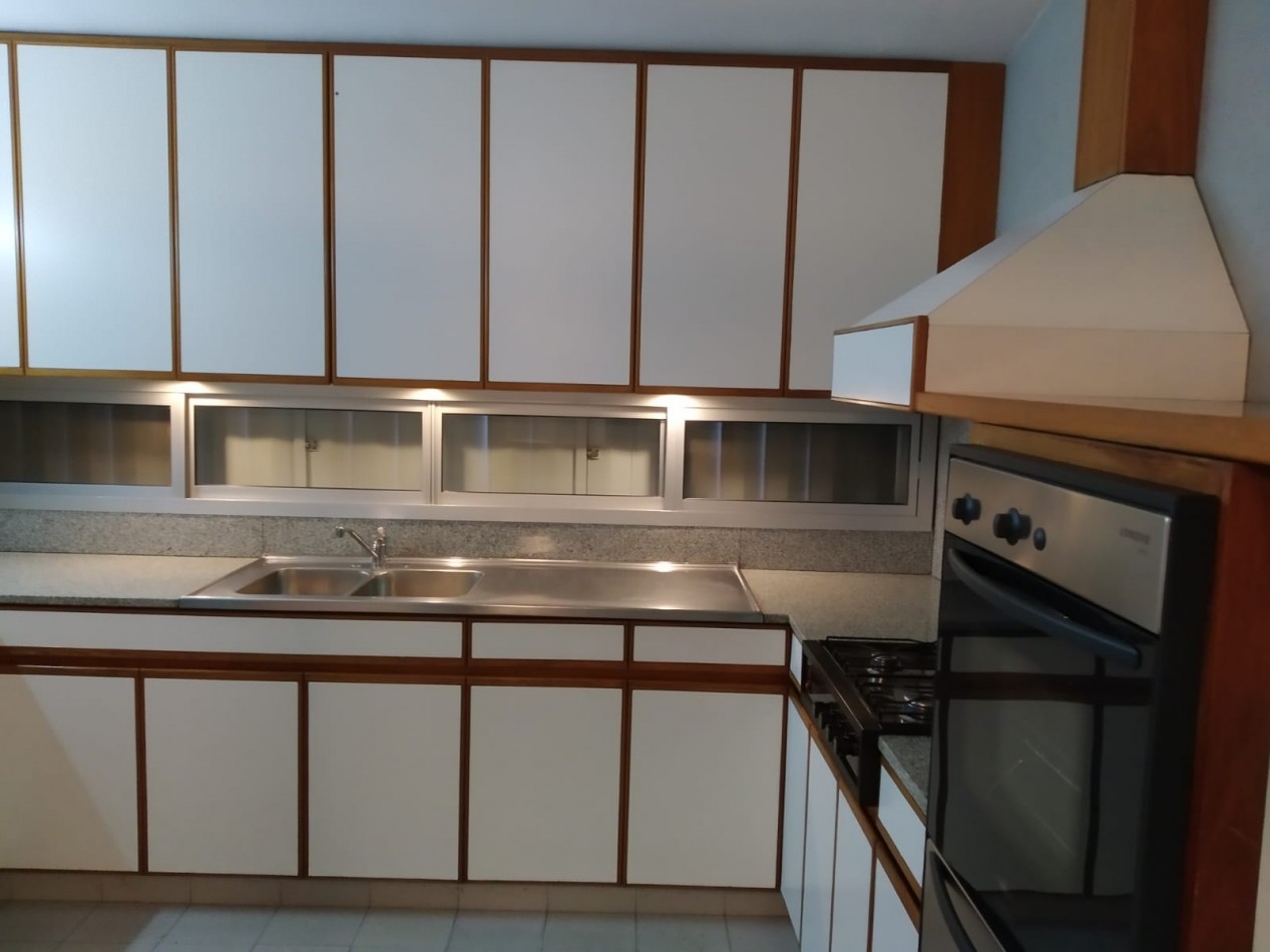 BARRIO MATIENZO, HERMOSA CASA DE CATEGORIA EN ALQUILER