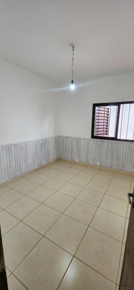 B° ROSEDAL, DEPARTAMENTO INTERNO, MUY LINDA ZONA.- 