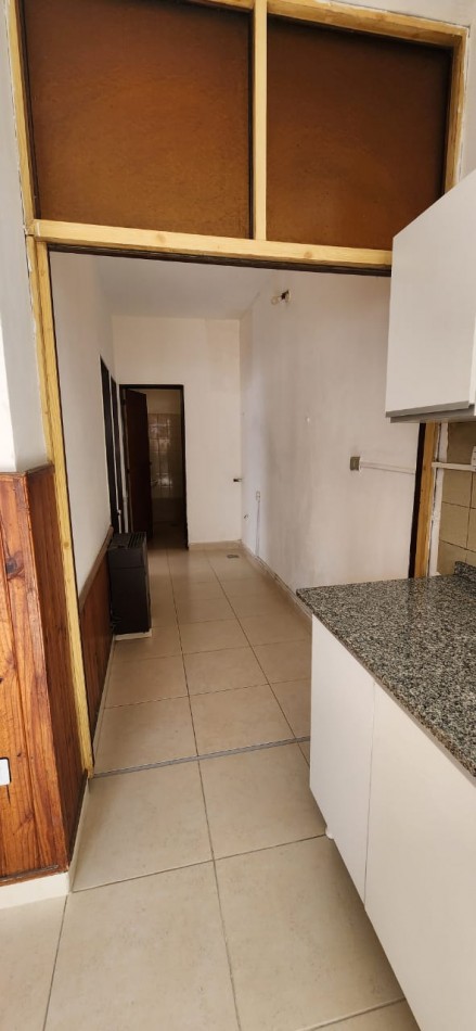 B° ROSEDAL, DEPARTAMENTO INTERNO, MUY LINDA ZONA.- 