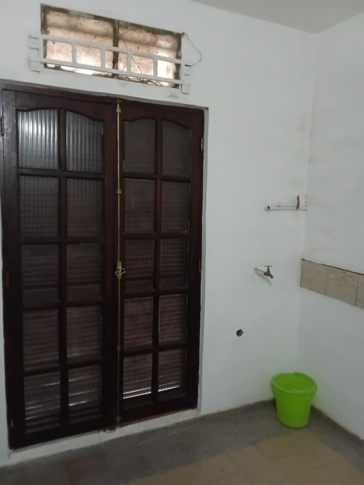 Villa adela, impecable departamento externo a dos cuadras de Ruta 20.-