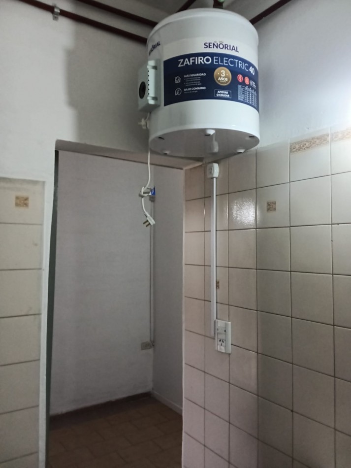 Villa adela, impecable departamento externo a dos cuadras de Ruta 20.-