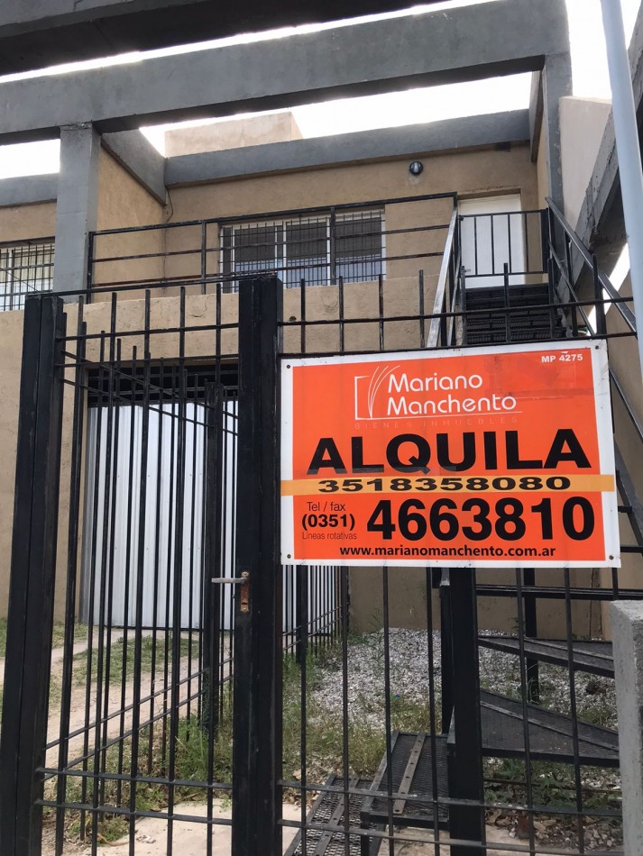 B° San Rafael, hermoso departamento planta alta.- 