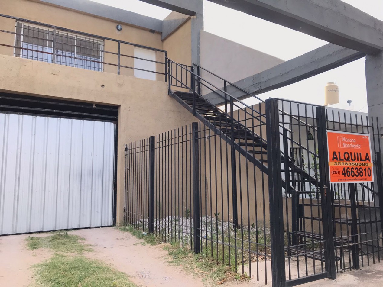 B° San Rafael, hermoso departamento planta alta.- 