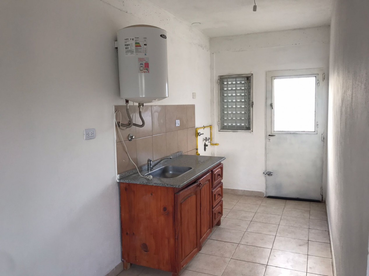 B° San Rafael, hermoso departamento planta alta.- 