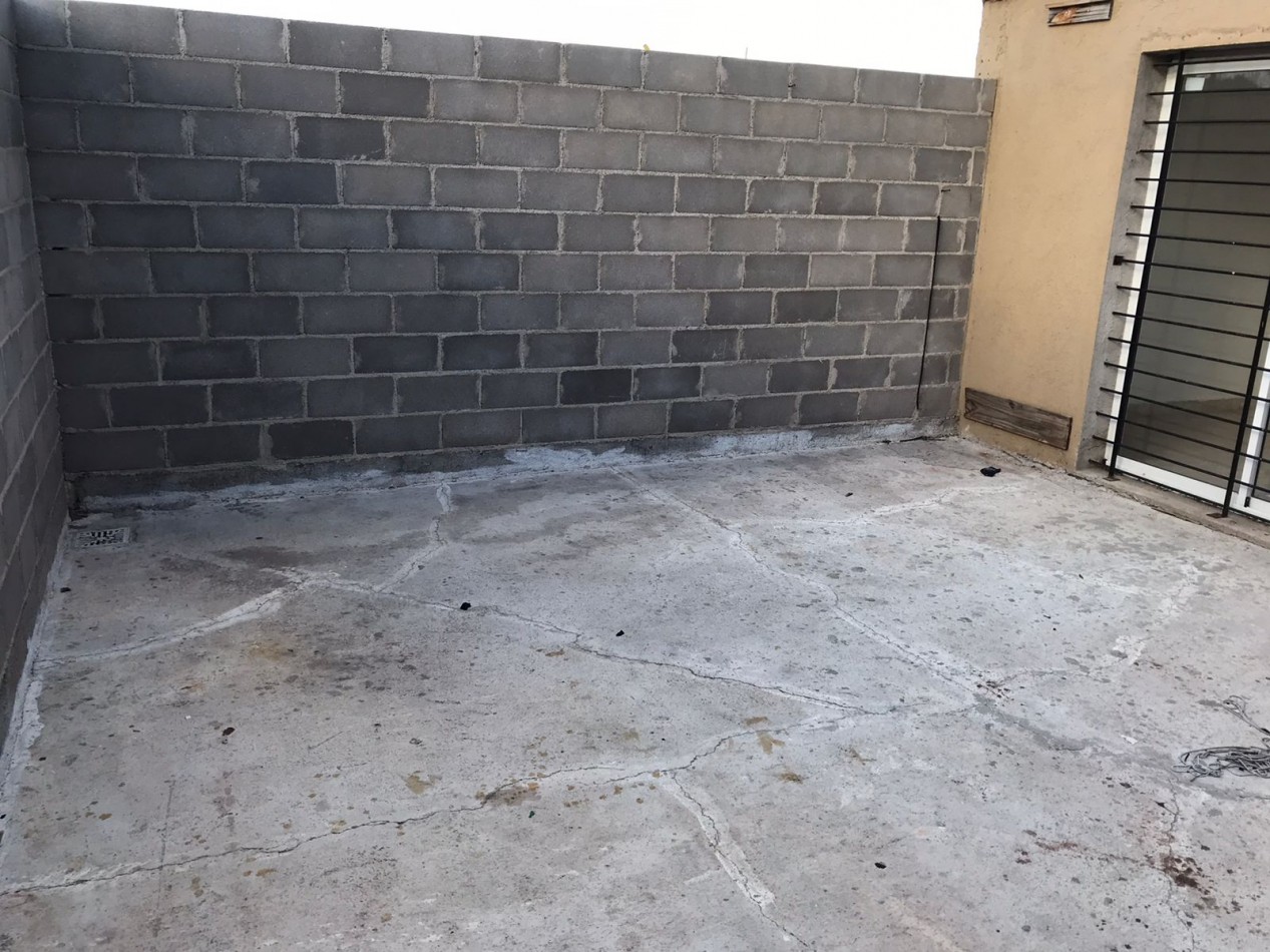 B° San Rafael, hermoso departamento planta alta.- 