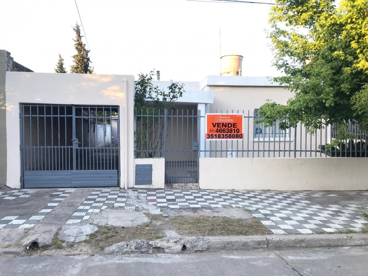 SE VENDE CASA CON DEPARTAMENTO, BARRIO "ALTO ALBERDI " NUEVO PRECIO" 