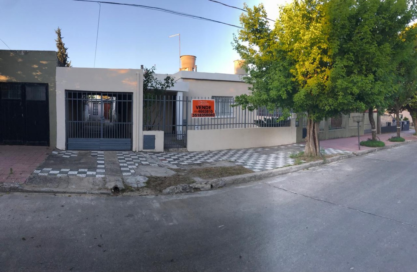 SE VENDE CASA CON DEPARTAMENTO, BARRIO "ALTO ALBERDI " NUEVO PRECIO" 