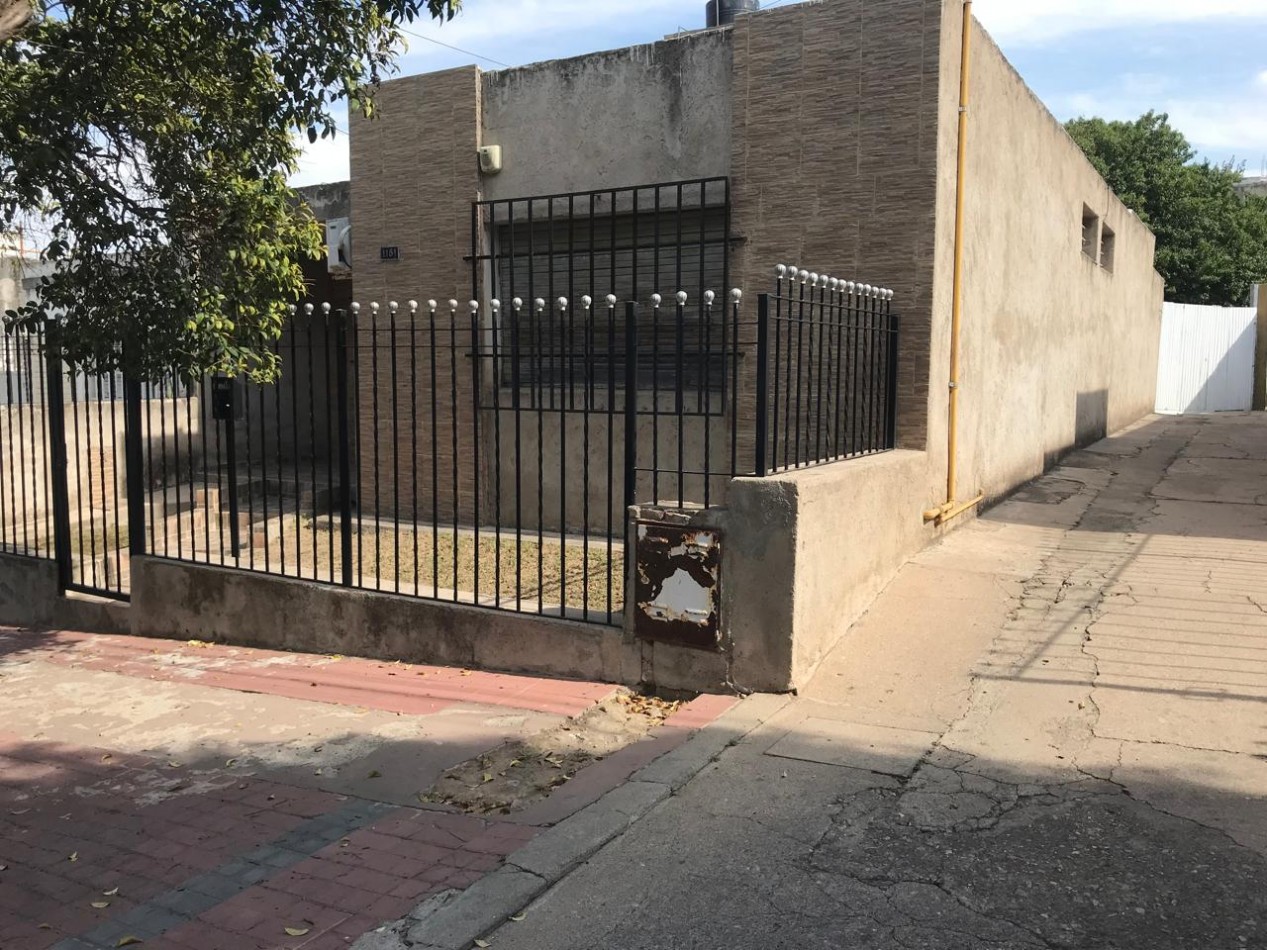 B° Observatorio, impecable propiedad reciclada a nueva.- 