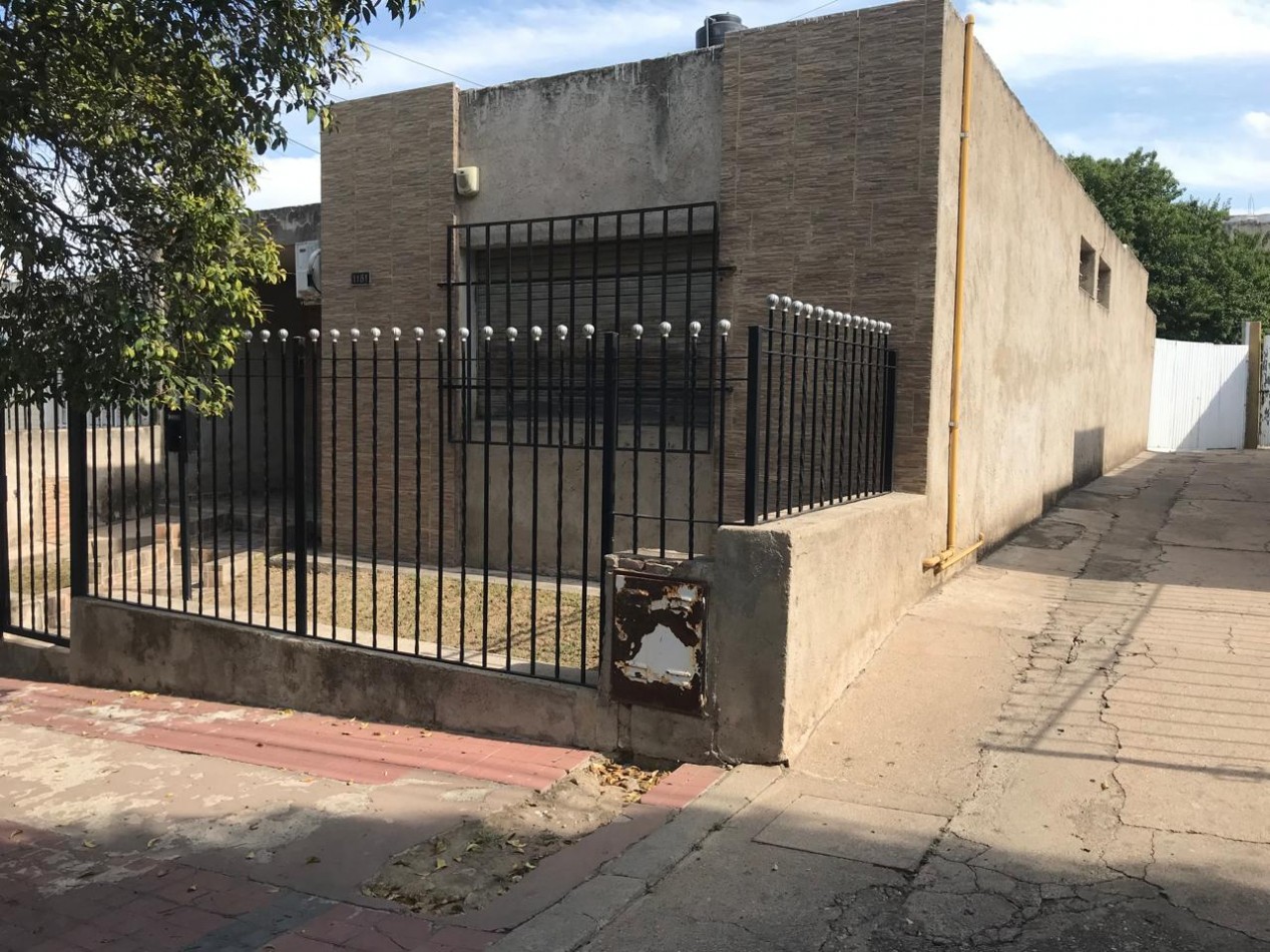 B° Observatorio, impecable propiedad reciclada a nueva.- 