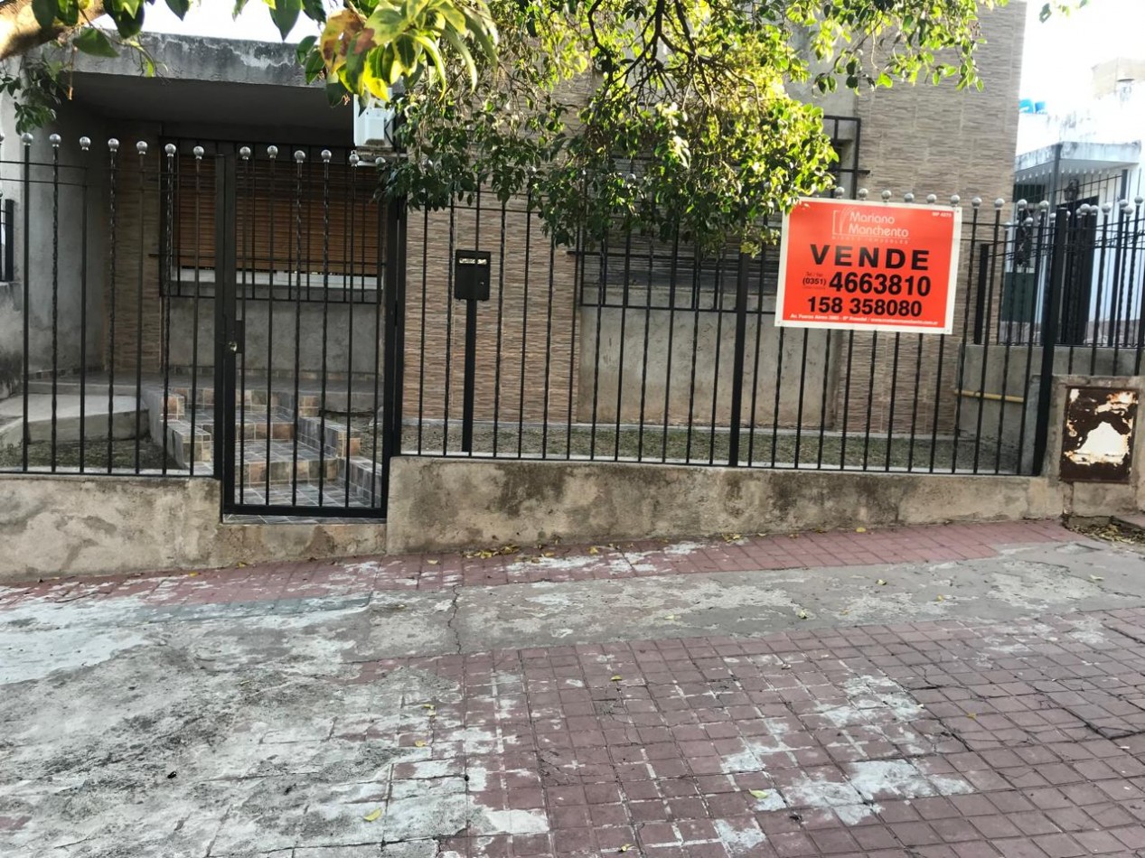 B° Observatorio, impecable propiedad reciclada a nueva.- 