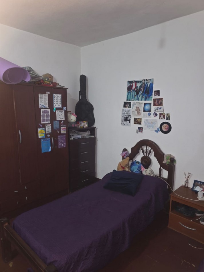 SE VENDE BARRIO SAN ROQUE, CASA MAS DEPARTAMENTO 